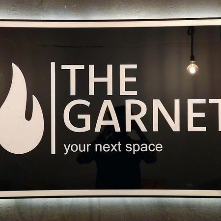The Garnet Mirissa Hotel ภายนอก รูปภาพ