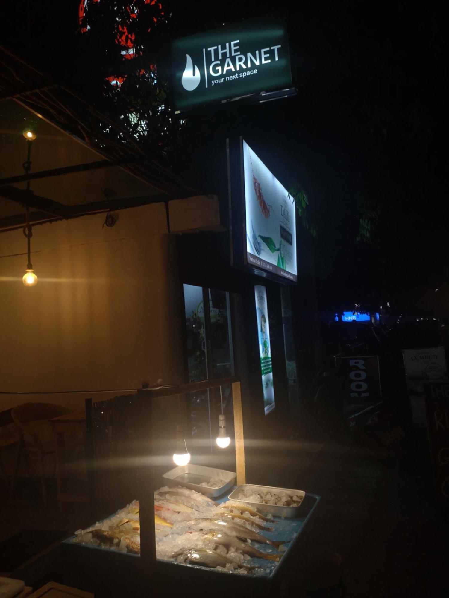 The Garnet Mirissa Hotel ภายนอก รูปภาพ